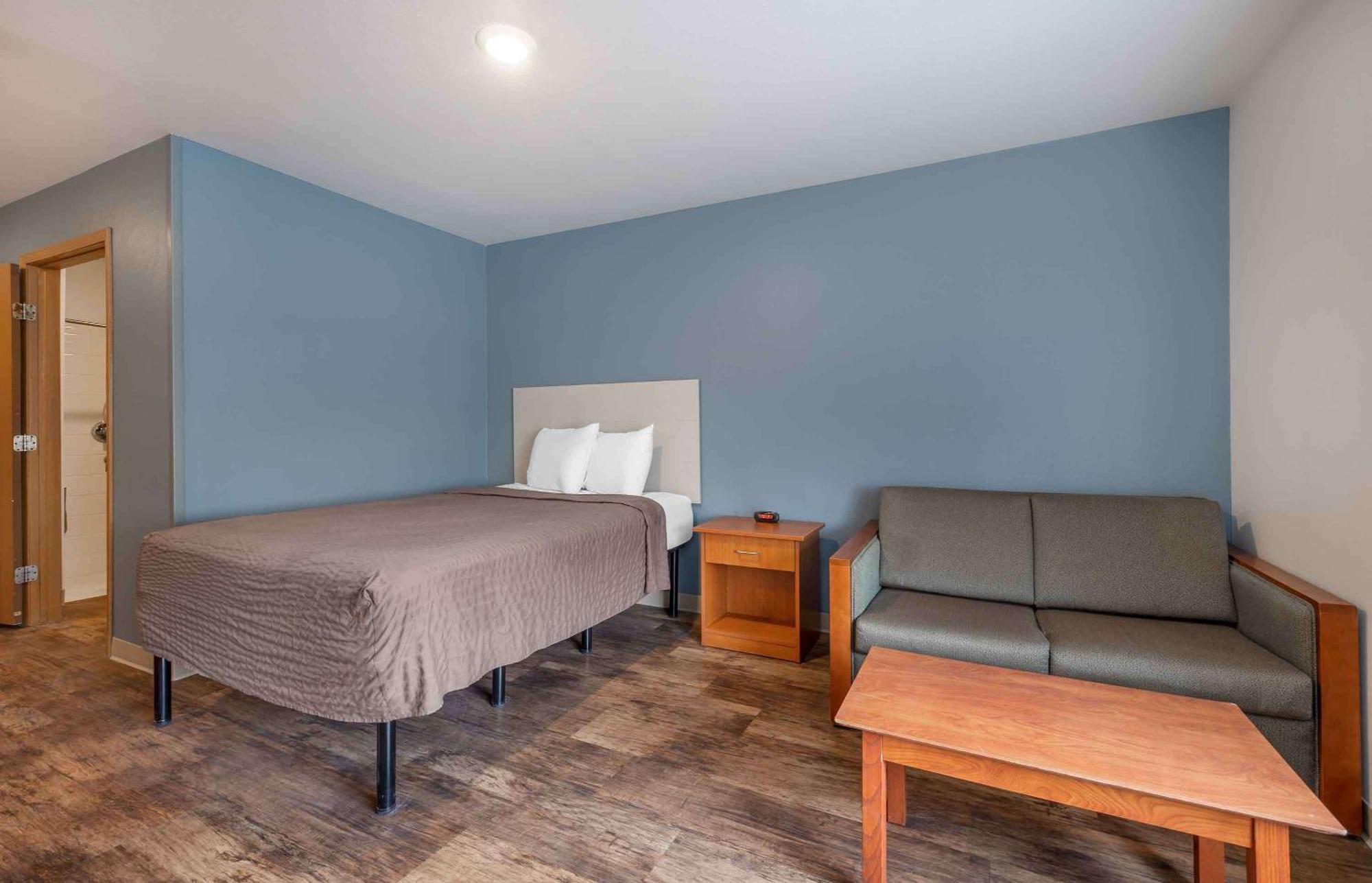 Extended Stay America Select Suites - Wichita - South Екстер'єр фото