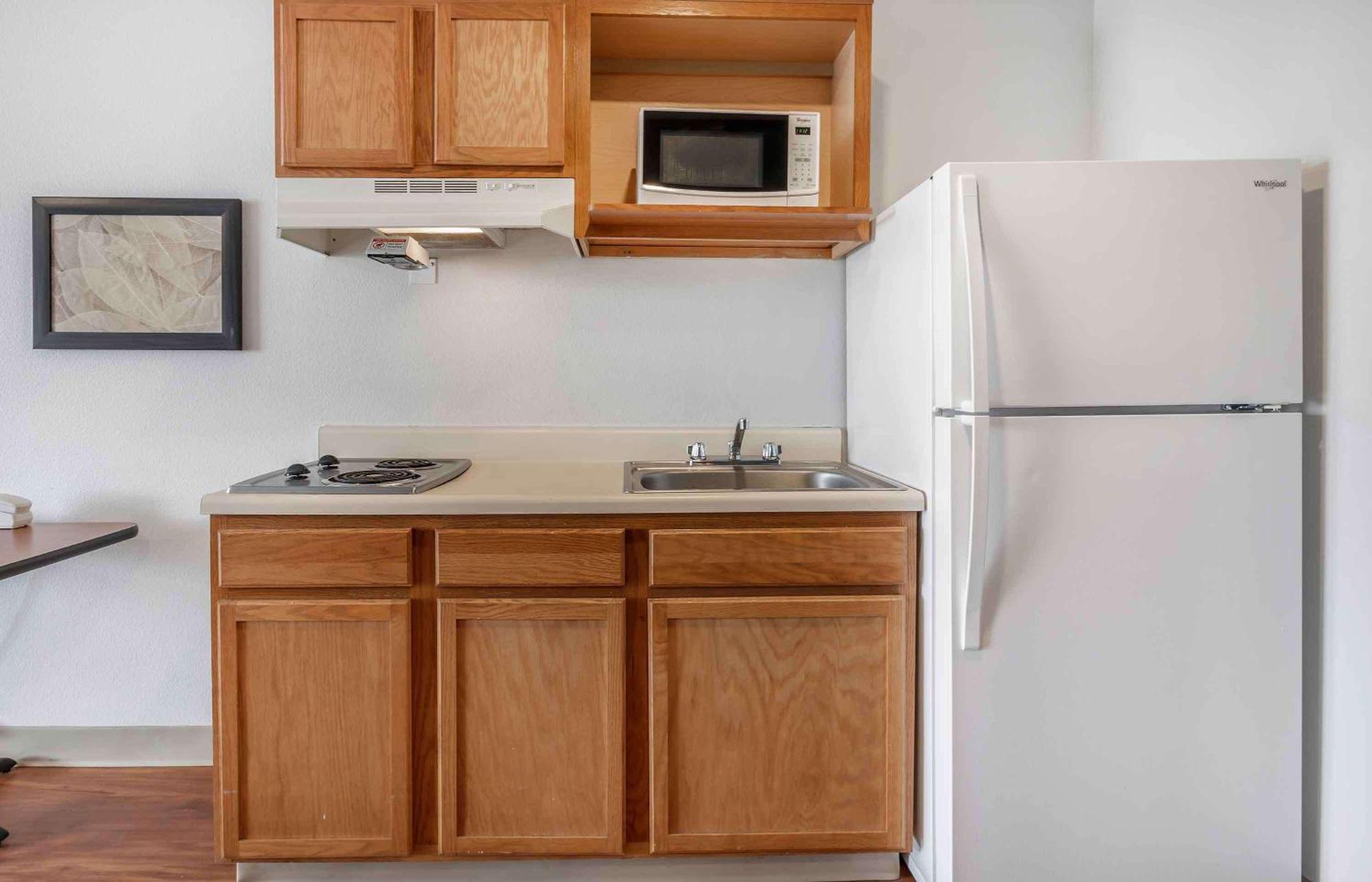 Extended Stay America Select Suites - Wichita - South Екстер'єр фото