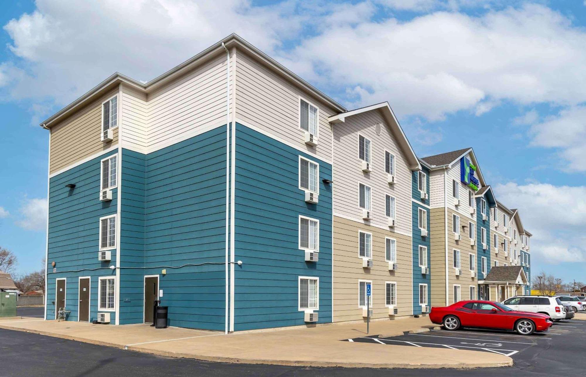 Extended Stay America Select Suites - Wichita - South Екстер'єр фото