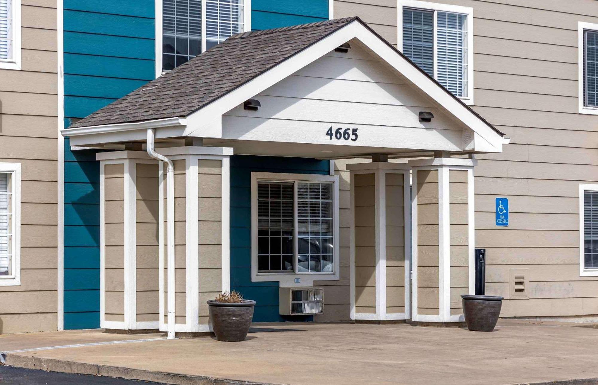 Extended Stay America Select Suites - Wichita - South Екстер'єр фото